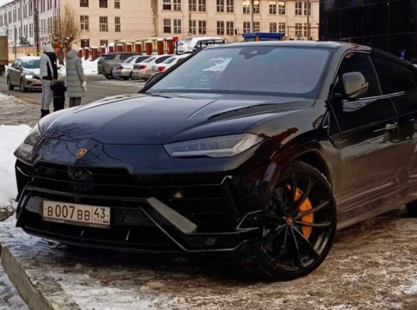 Ламборгини Чурина: как экс-премьер Кировской области зарабатывает миллиарды на Сельмаше