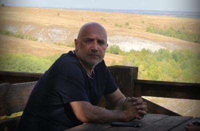 Возвращаться в политику пока не планирую