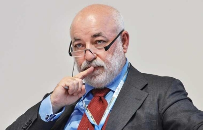 Полиция ОАЭ отпустила &laquo;короля микрофинансов&raquo; под подписку о невыезде из отеля