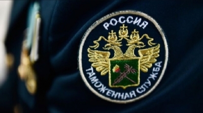 Полковник Булатов и его сообщник Денис Черепанов подделывают полисы ОСАГО на трассах