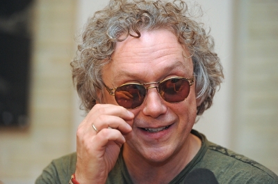 Выманивал деньги у пенсионеров, а теперь получил реальный срок. Как 20-летний сын Вильям опозорил семью Вадима Демчога из сериала &quot;Интерны&quot;?