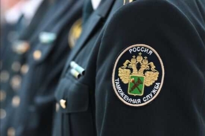 Генеральная прокуратура утвердила обвинение против 15 таможенников за &laquo;коробочный бизнес&raquo;