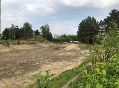 Озеро Док в Северске выпил и.о. начальника природного департамента региона Максим Кривов?